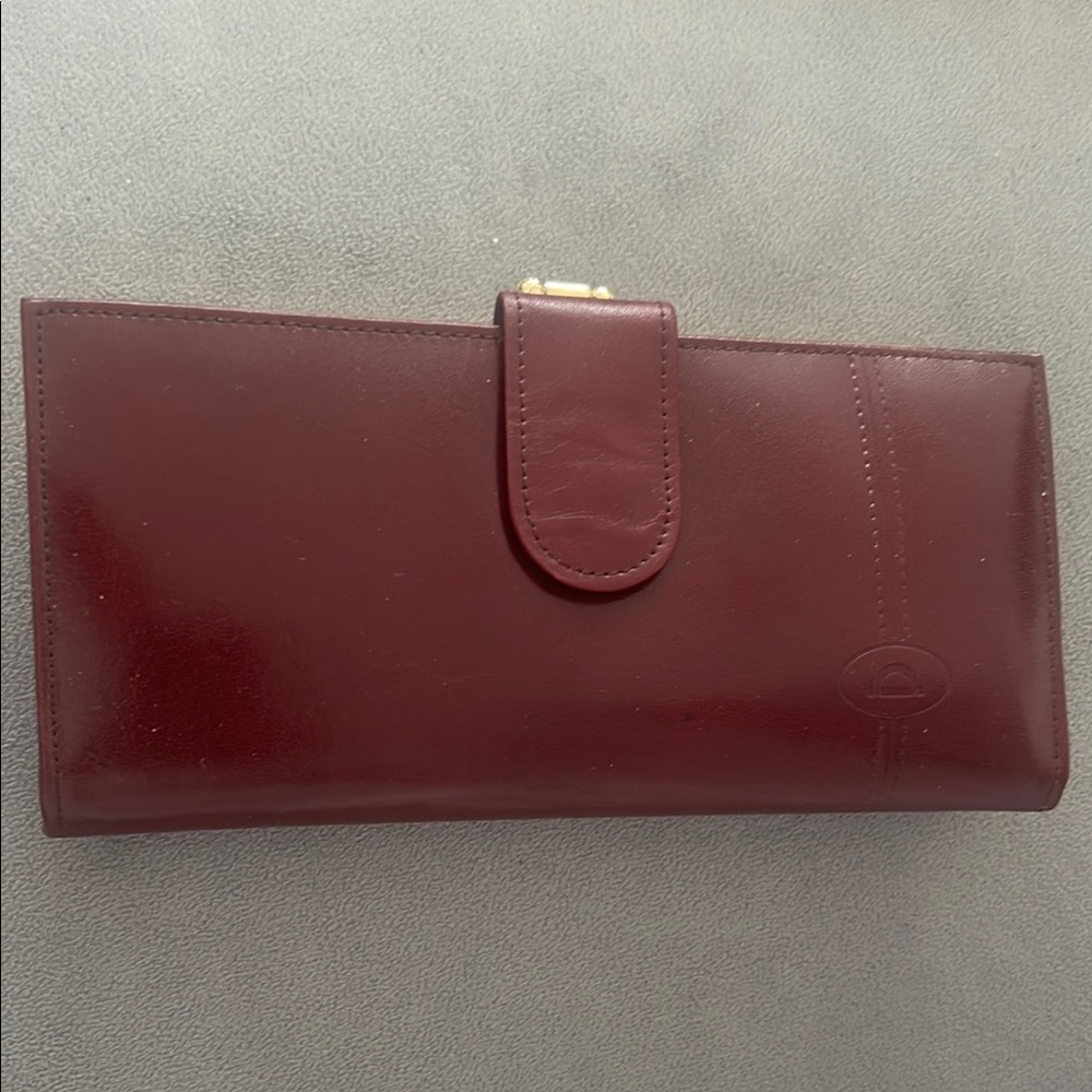 Elegant Burgundy Leather Wallet Clutch